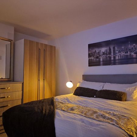 Steyn Guest Lodge High Wycombe Bagian luar foto
