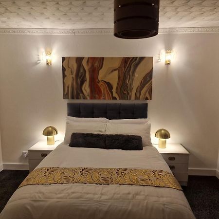 Steyn Guest Lodge High Wycombe Bagian luar foto
