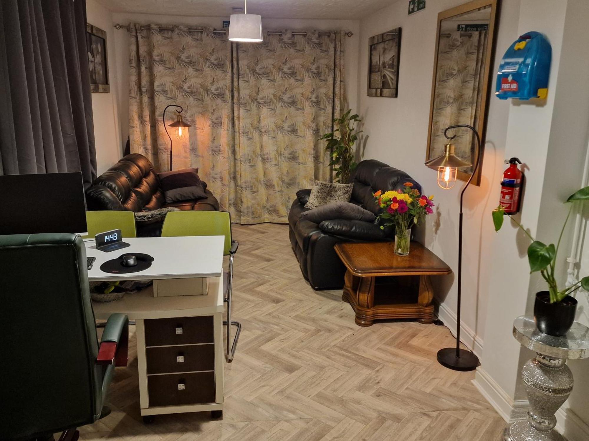 Steyn Guest Lodge High Wycombe Bagian luar foto